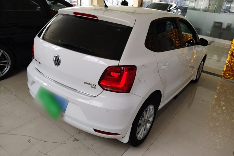 Volkswagen Polo 2017 car image #7