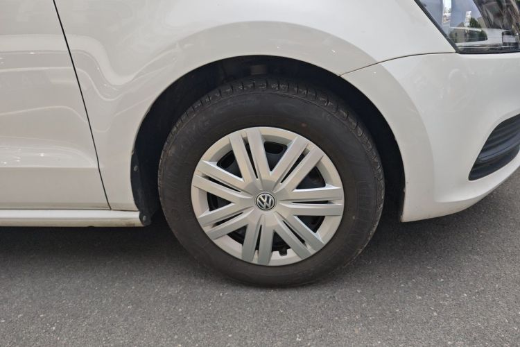 Volkswagen Polo 2018 car image #6