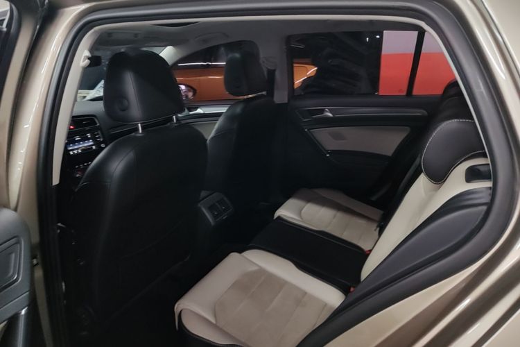 Volkswagen Golf 2018 #13 Volkswagen Golf 2018 car image #13