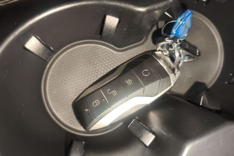 BYD Han 2022 car image #14