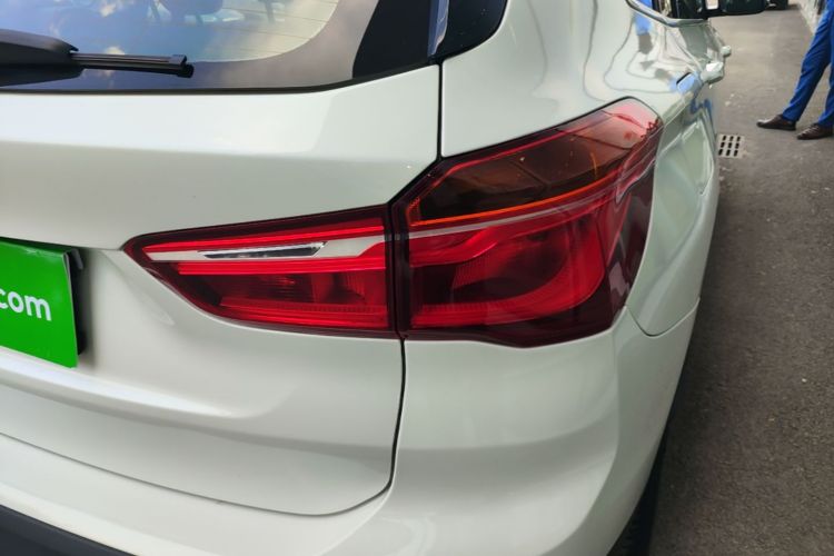 BMW X1 2018 #8 BMW X1 2018 car image #8