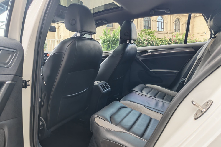 Volkswagen Golf 2018 #14 Volkswagen Golf 2018 car image #14