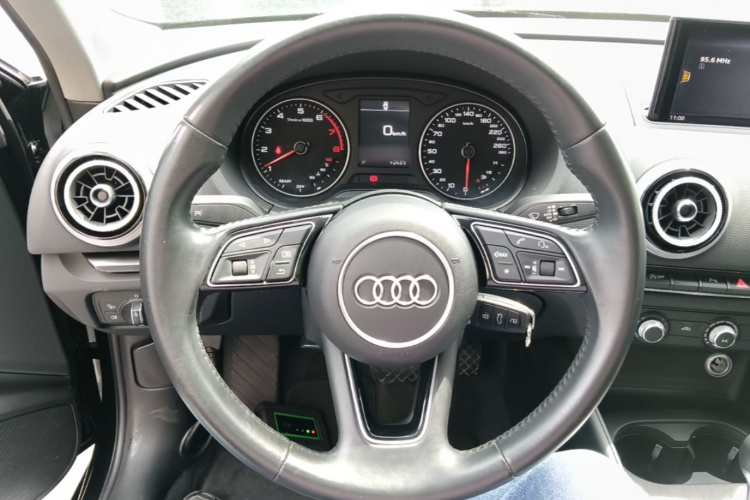 Audi A3 2019 car image #11