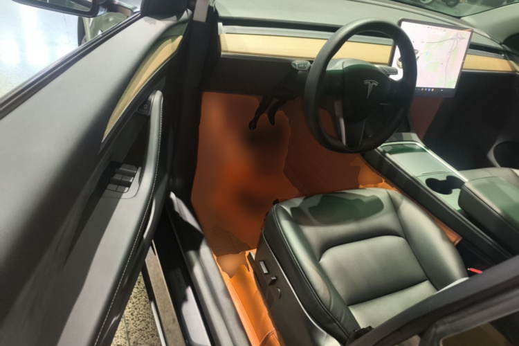 Tesla Model Y 2021 #16 Tesla Model Y 2021 car image #16