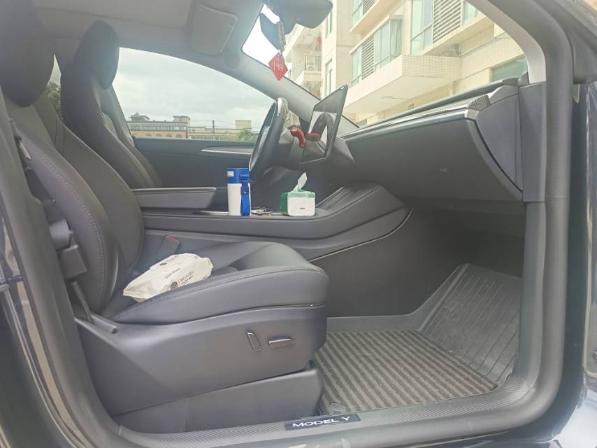 Tesla Model Y 2024 #9 Tesla Model Y 2024 immagine di auto #9