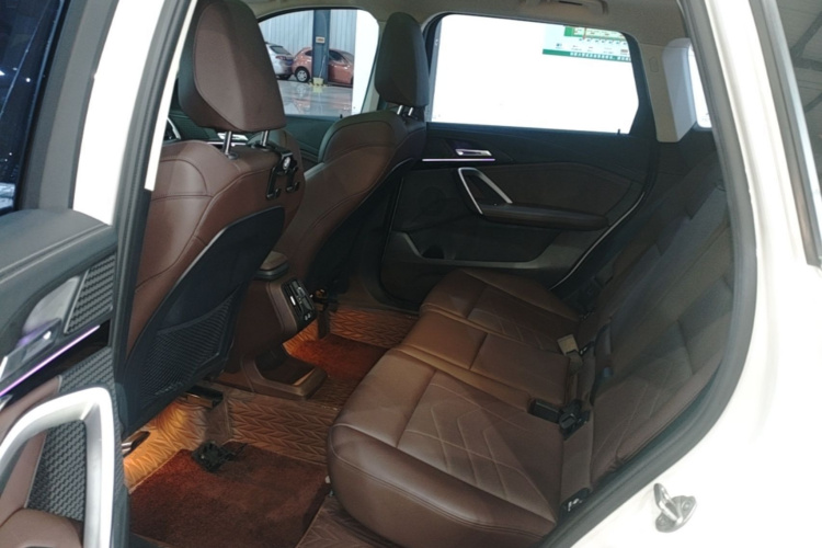 BMW X1 2024 car image #17