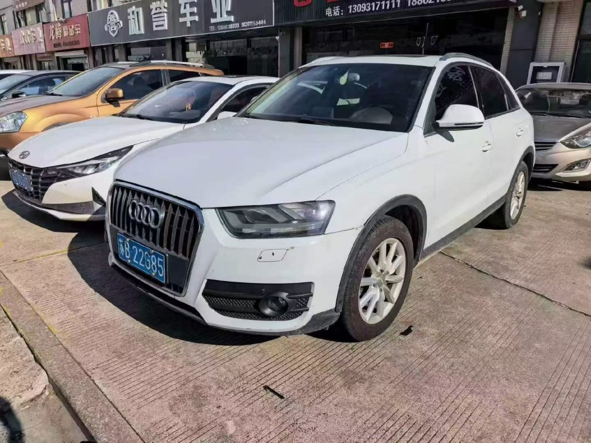 Audi Q3 2015 #3 Audi Q3 2015 car image #3