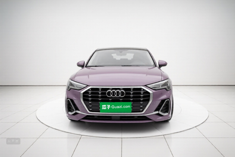 Audi Q3 2021 car image #3