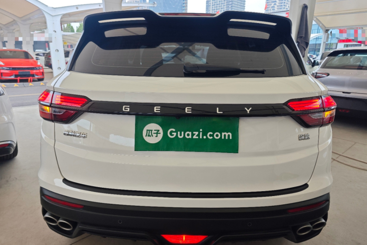 GEELY Coolray 2023 immagine di auto #4