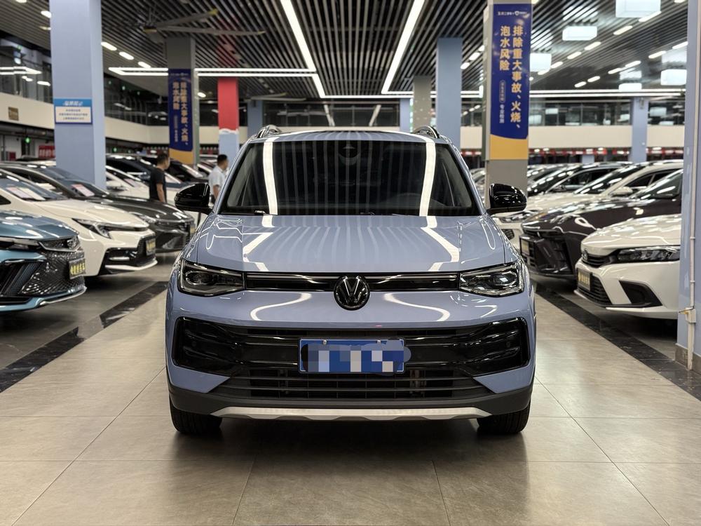 Volkswagen Tharu 2024 car image #2