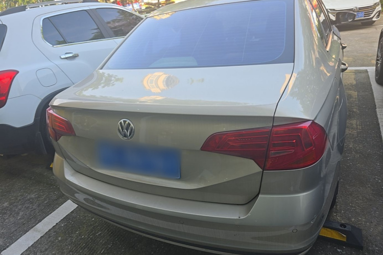 Volkswagen Bora 2018 car image #6