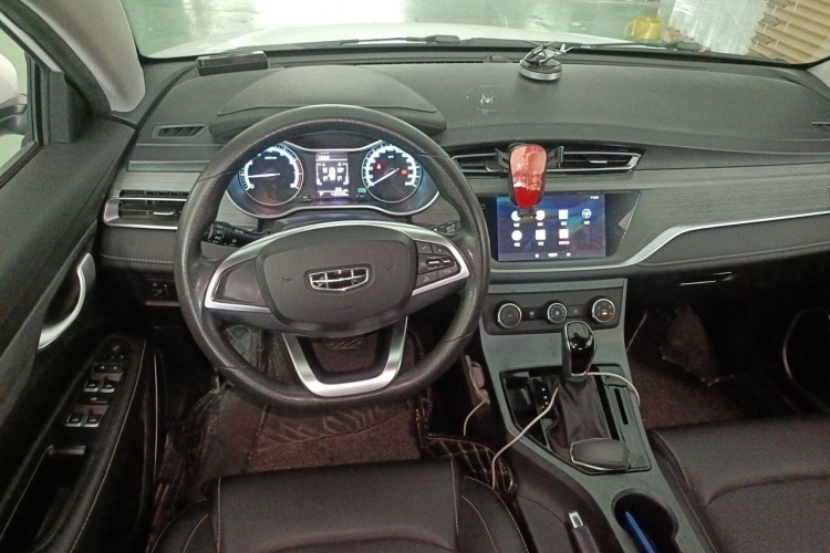 GEELY Emgrand 2021 #11 GEELY Emgrand 2021 car image #11