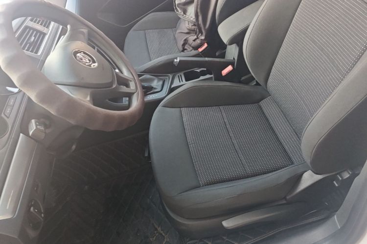Volkswagen Lavida 2019 #15 Volkswagen Lavida 2019 car image #15