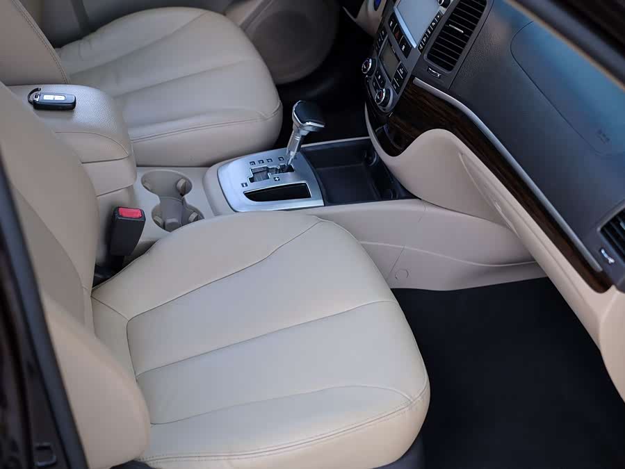 Hyundai Santa Fe Classic 2011 car image #40