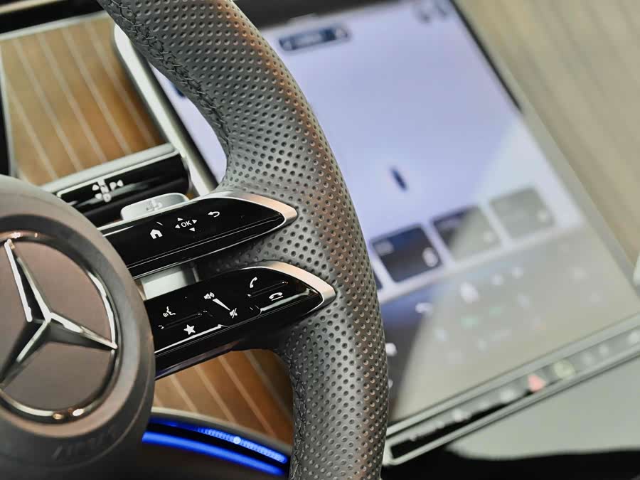 Mercedes-Benz EQE SUV 2024 #40 Mercedes-Benz EQE SUV 2024 car image #40