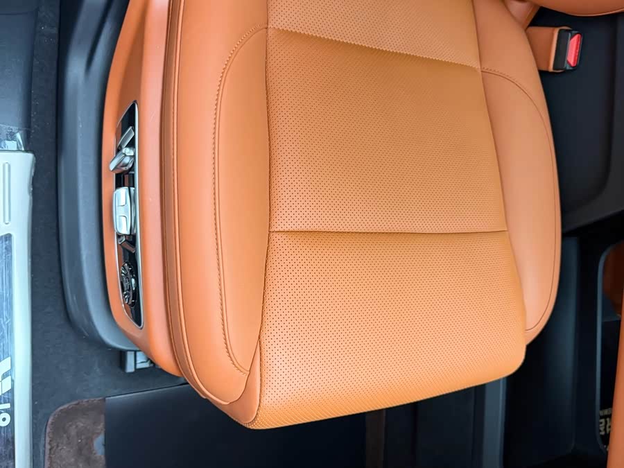 Li L9 2024 صورة سيارة #40