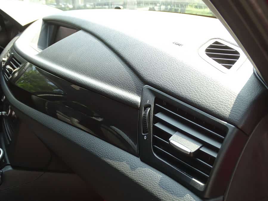 BMW X1 (Imported) 2011 imagem de carro #40