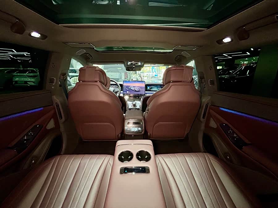 Denza Z9GT 2024 car image #40