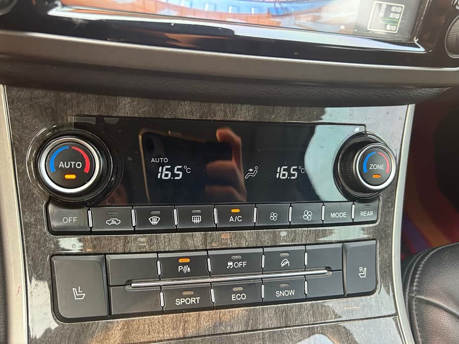 Haval H8 2015 #40 Haval H8 2015 car image #40