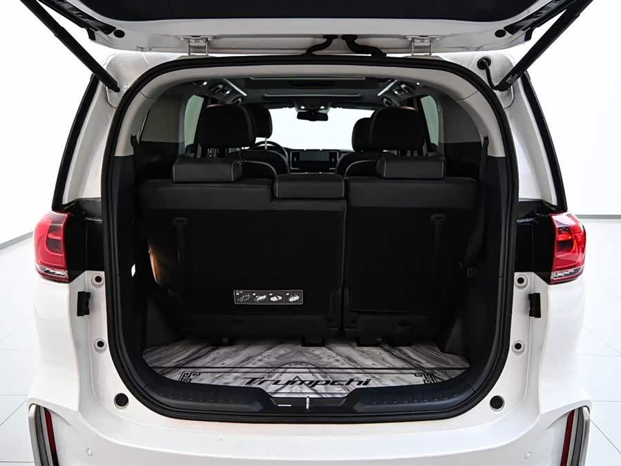 GAC Trumpchi M8 2022 #40 GAC Trumpchi M8 2022 car image #40