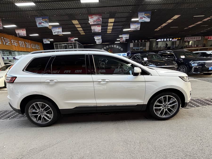 Ford Edge 2018 immagine di auto #40