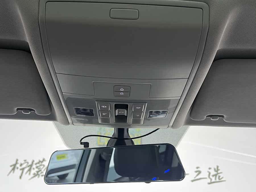 Volkswagen Tiguan L 2022 car image #40