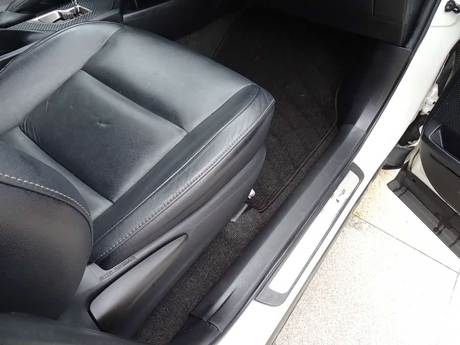 Toyota RAV4 2015 car image #40
