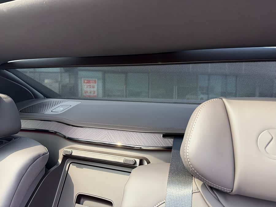 Denza Z9 2024 image de voiture #40