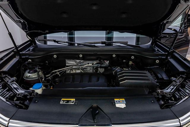 Audi Q6 2024 immagine di auto #40