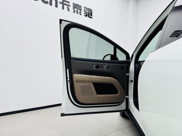 理想汽车 理想i6 2025 汽车图片 #40