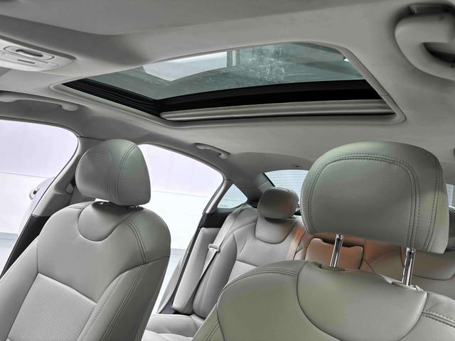 Citroen C5 2012 car image #40