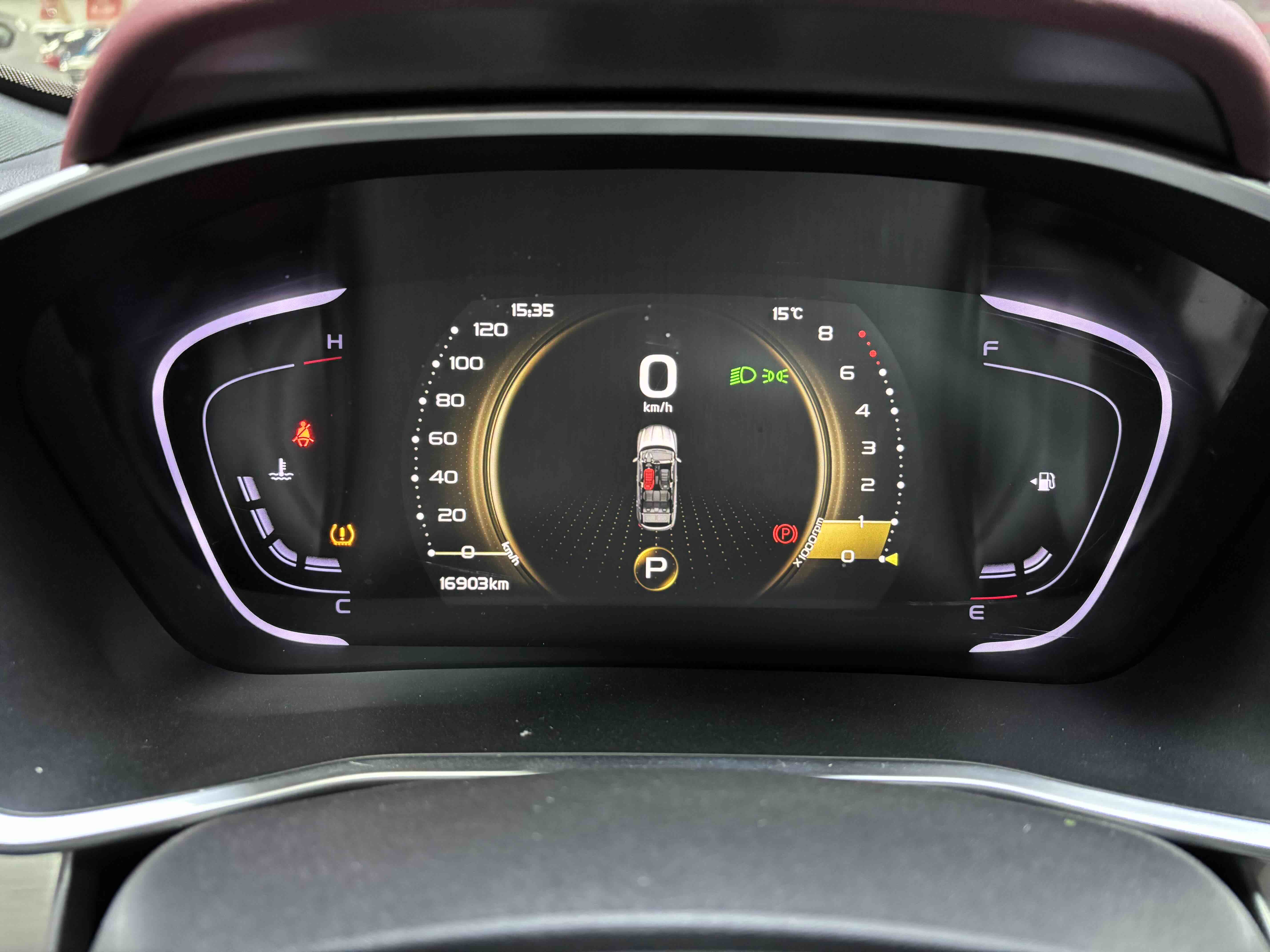 GEELY Coolray 2021 #40 GEELY Coolray 2021 car image #40