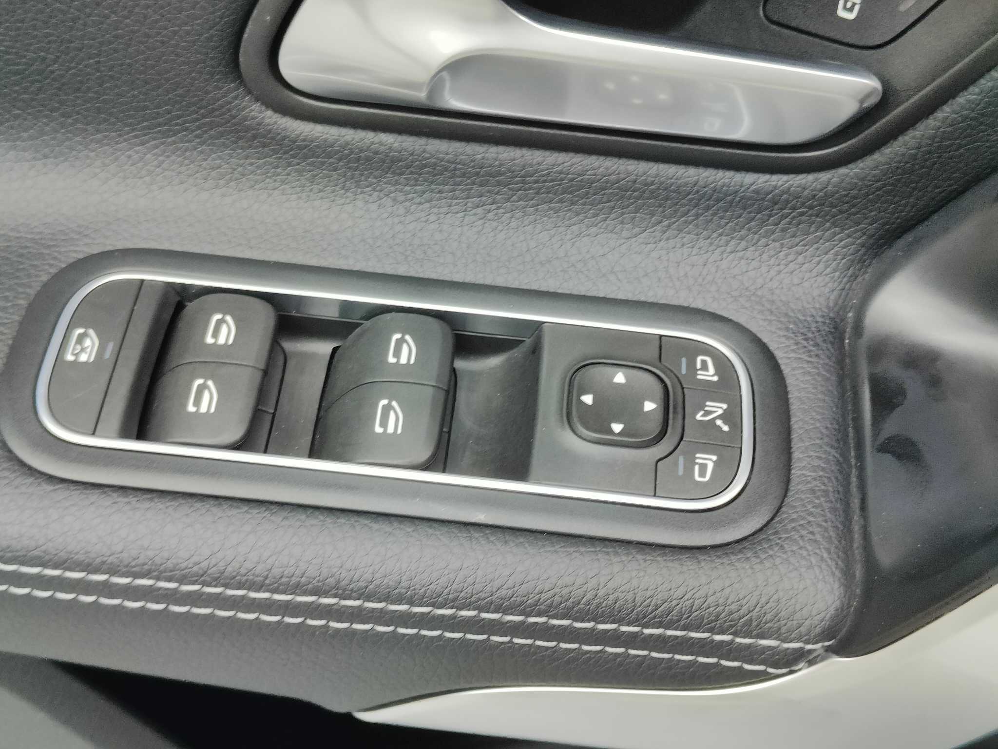 Mercedes-Benz A Class 2023 #40 Mercedes-Benz A Class 2023 car image #40