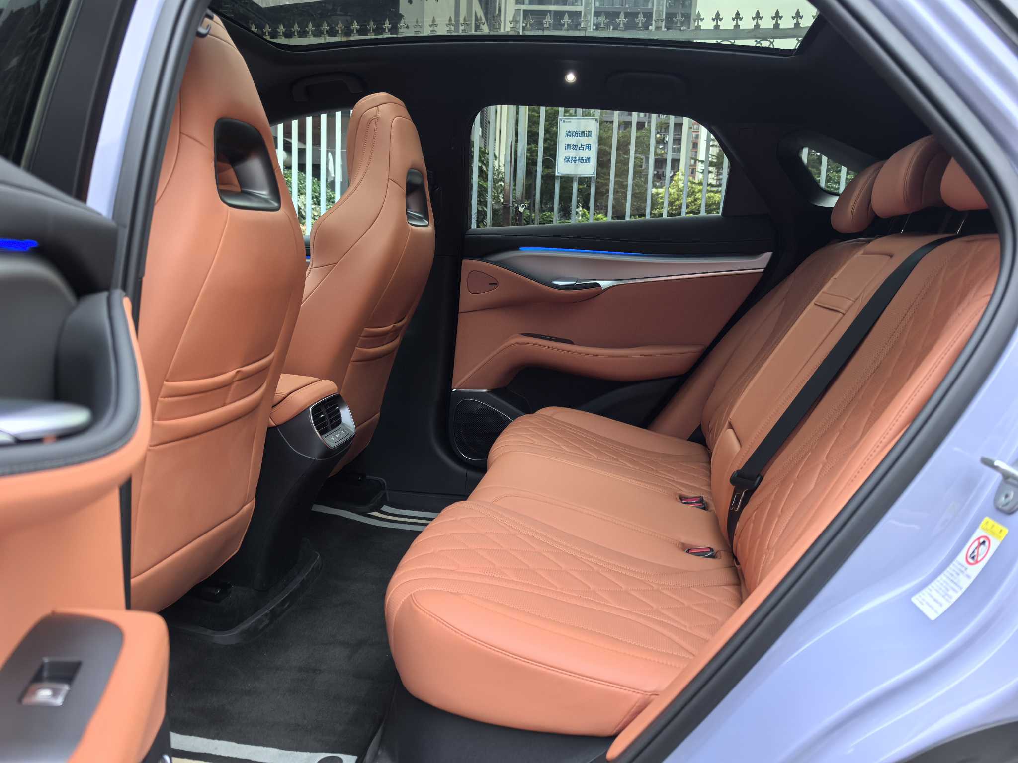 BYD Sea Lion 07 EV 2025 car image #40