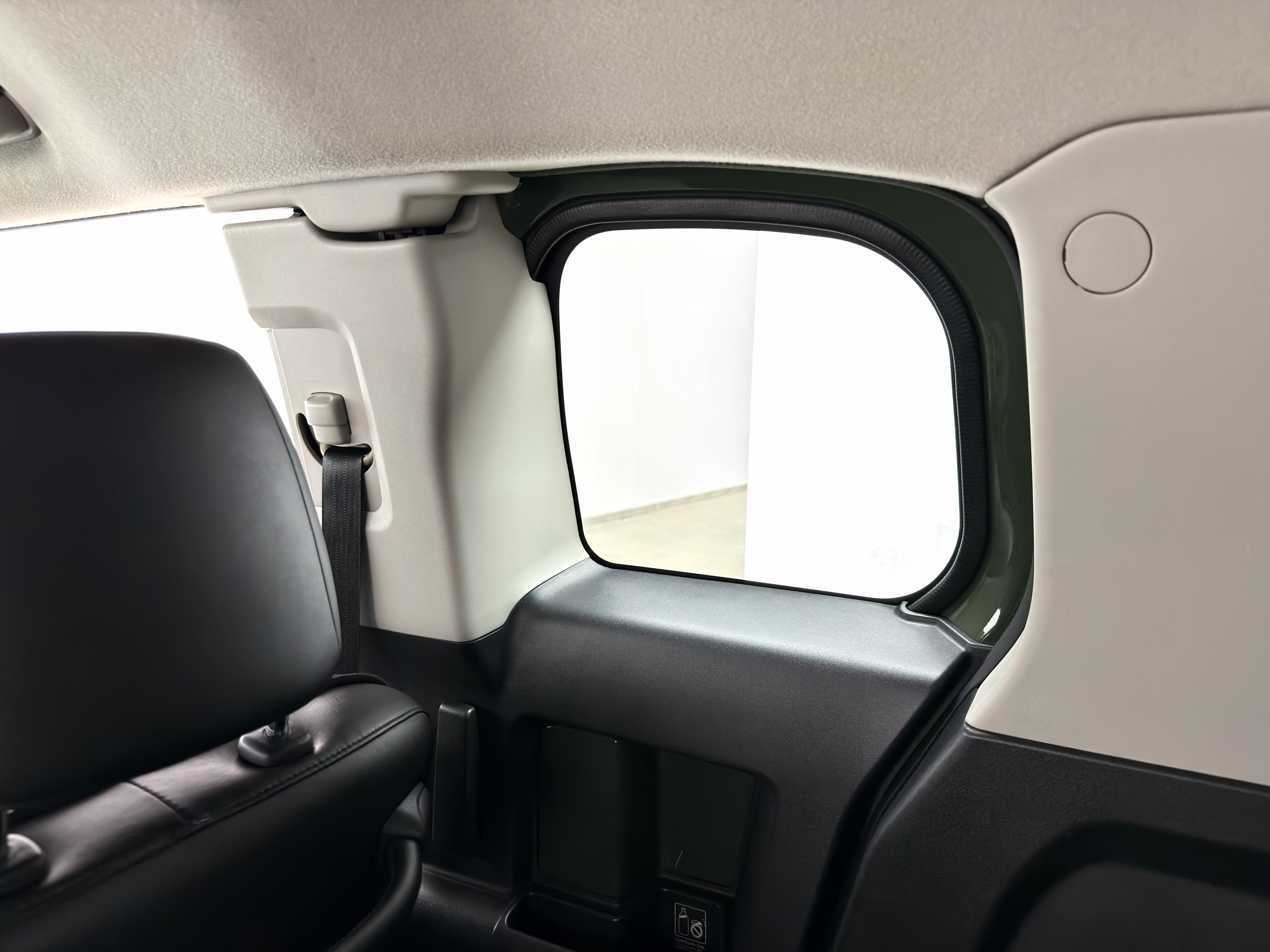 Toyota FJ Cruiser 2011 car image #40