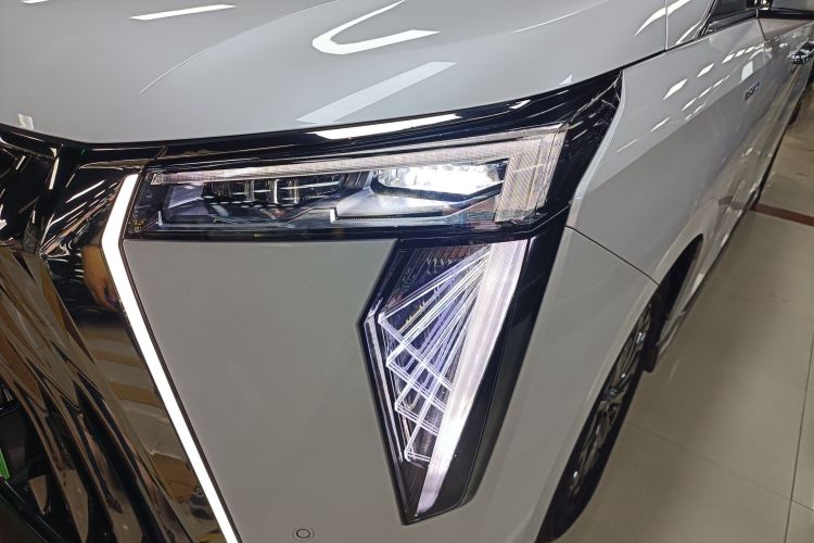 GAC Trumpchi E9 2023 imagem de carro #40