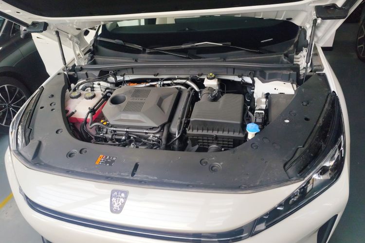 Roewe D5X DMH 2025 imagem de carro #40