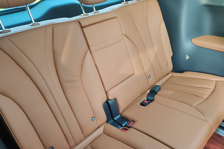 HongQi HQ9 PHEV 2024 immagine di auto #40