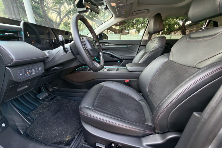 Ford Mondeo 2023 car image #40