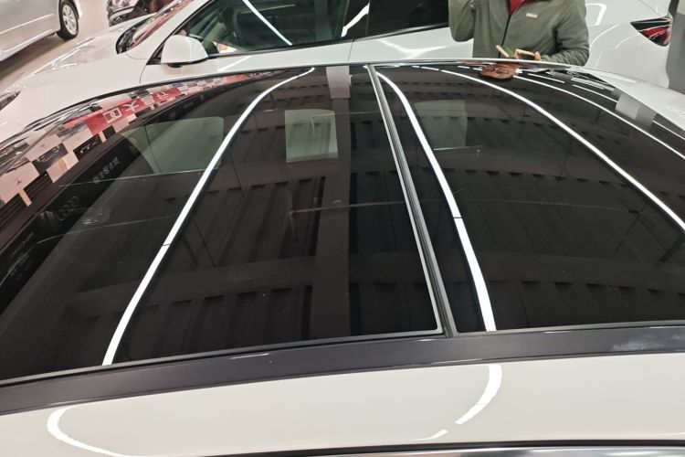 Mercedes-Benz E Class 2021 car image #40