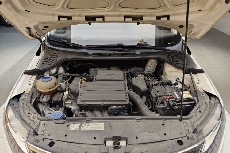 Skoda Rapid Spaceback 2019 car image #40