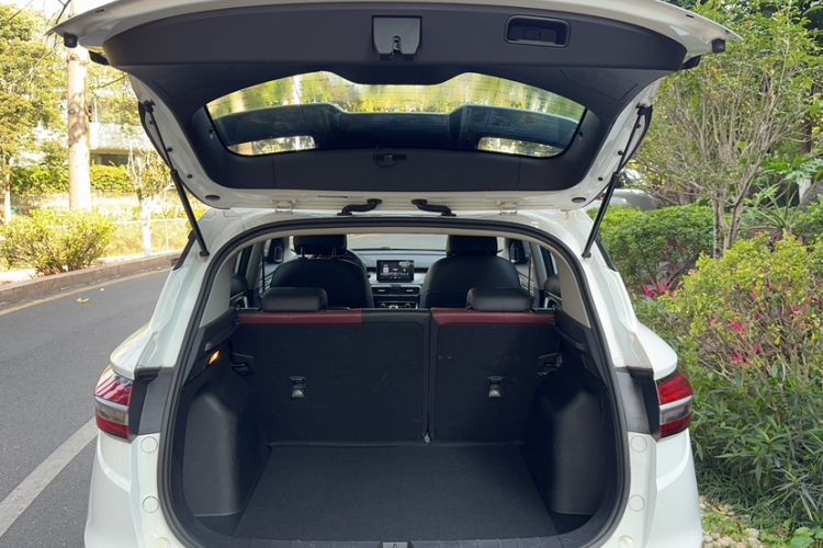 GEELY Coolray 2020 car image #40