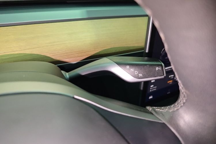 Tesla Model 3 2021 immagine di auto #14