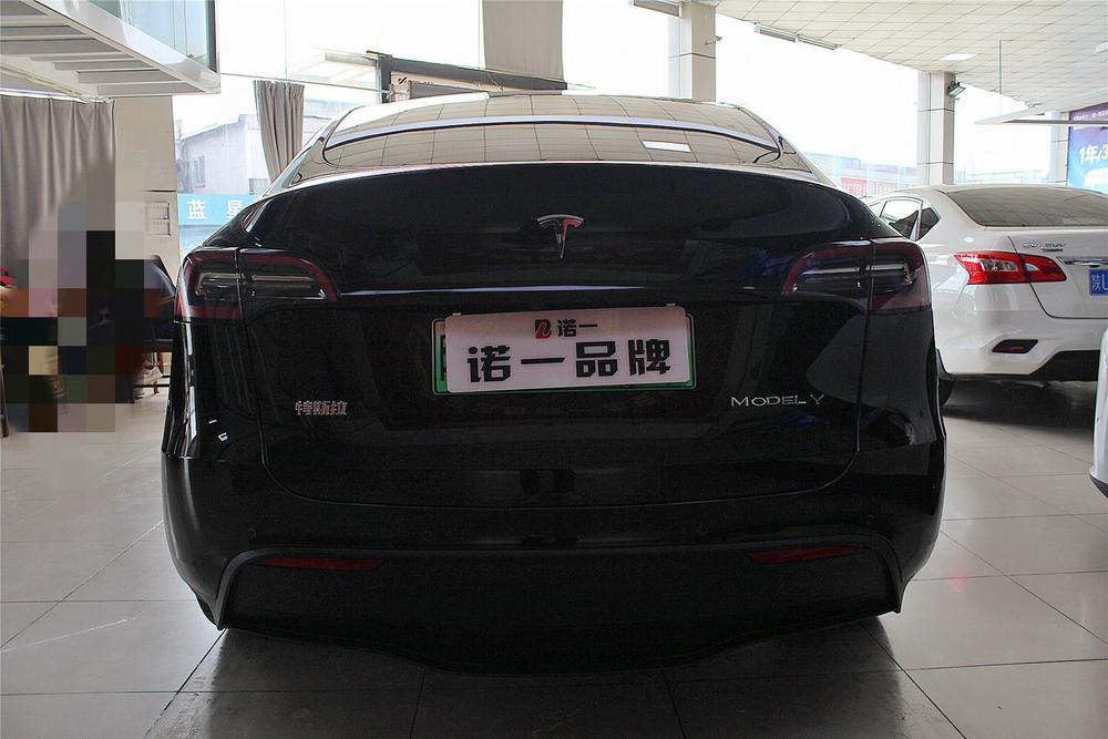 Tesla Model Y 2023 #5 Tesla Model Y 2023 immagine di auto #5
