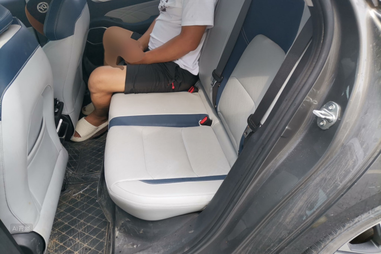 GEELY Emgrand 2022 car image #19