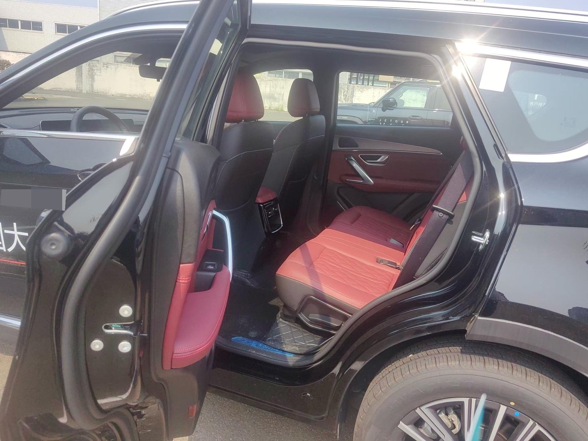 Jetour X70 PLUS 2025 car image #5