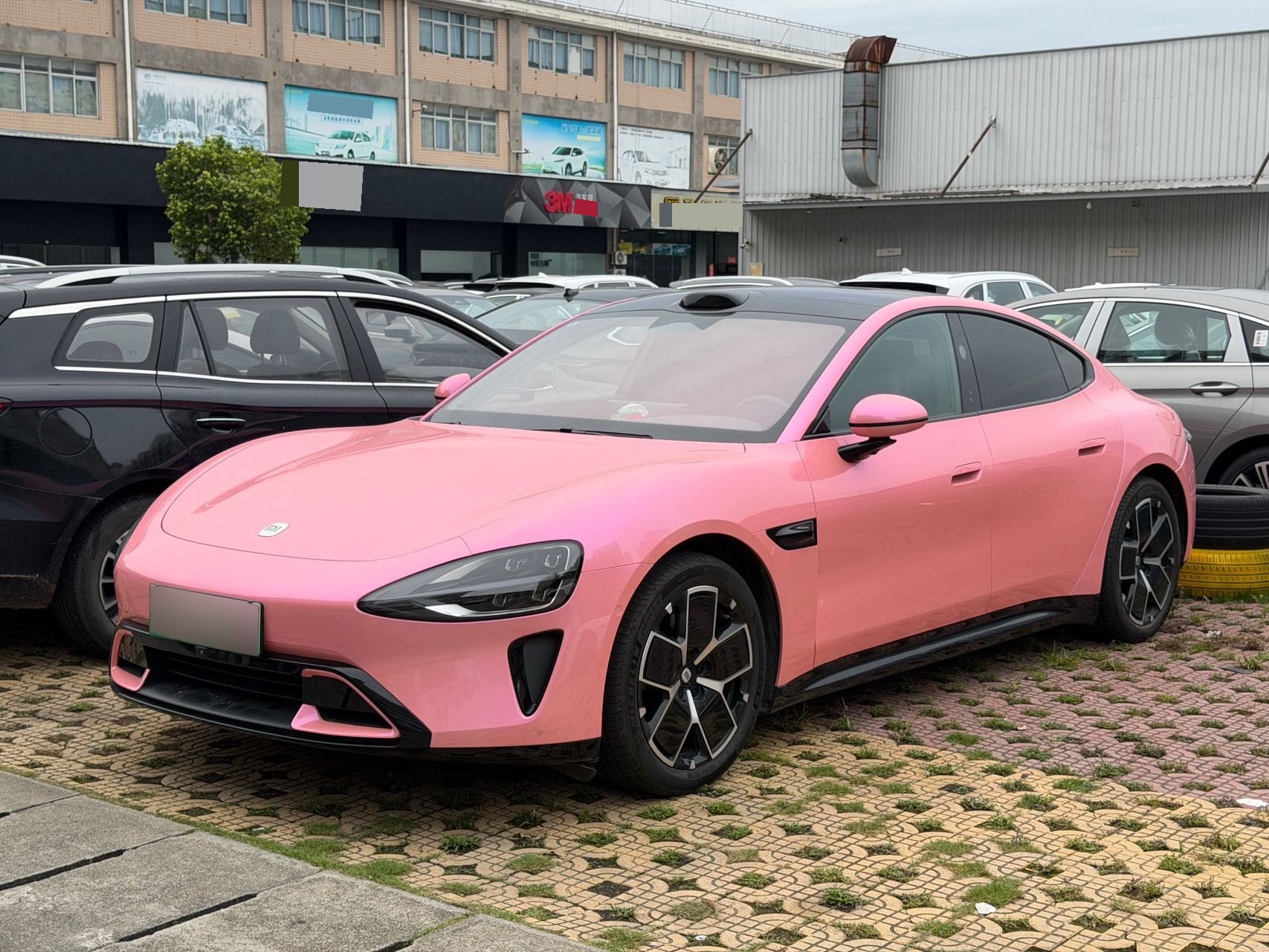 MI SU7 2024 car image 