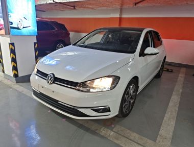 Volkswagen Golf 2020 Volkswagen Golf 2020 car image