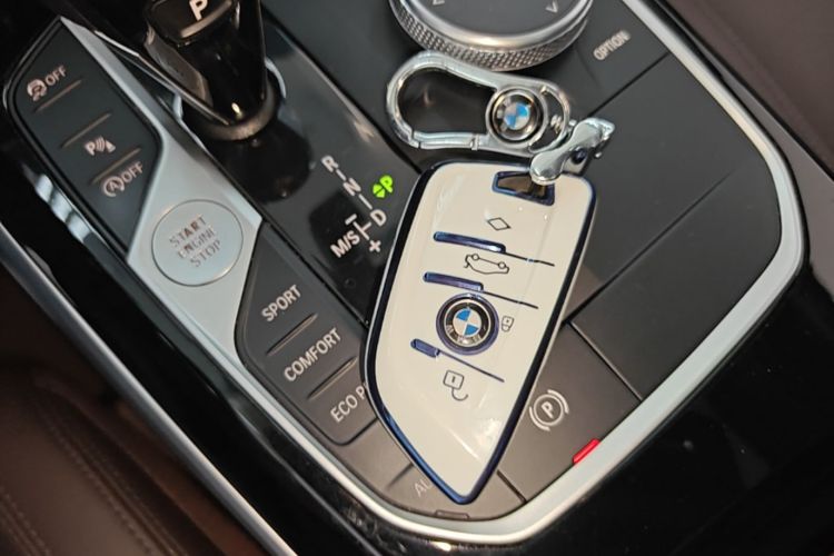 BMW 3 Series 2020 #9 BMW 3 Series 2020 car image #9