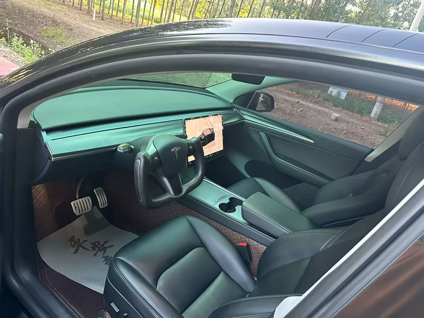 Tesla Model Y 2022 car image #5